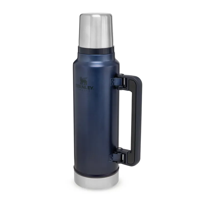Stanley New Classic Vaccum Bottle 1.5QT/1.4Ltr in Nightfall